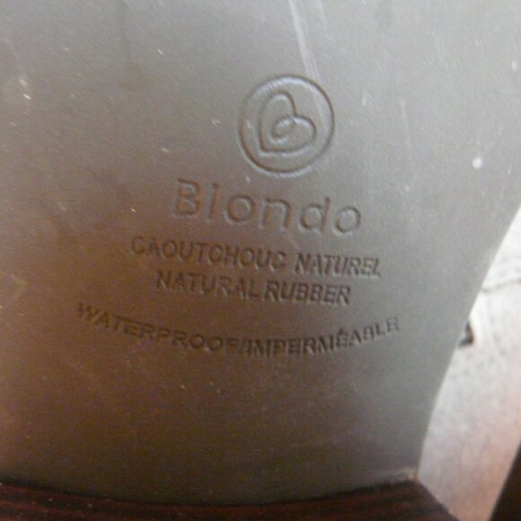 New with Tags Blondo Taupe Waterproof Suede Ankle Booties Size 7 - Picture 10 of 14